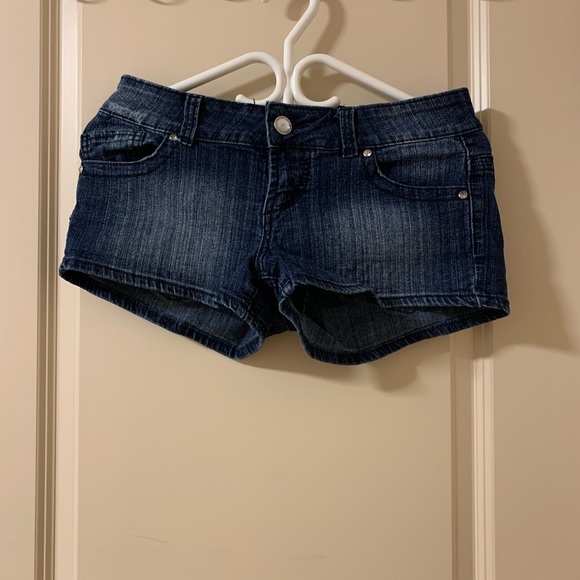 Jean Shorts - Picture 2 of 2